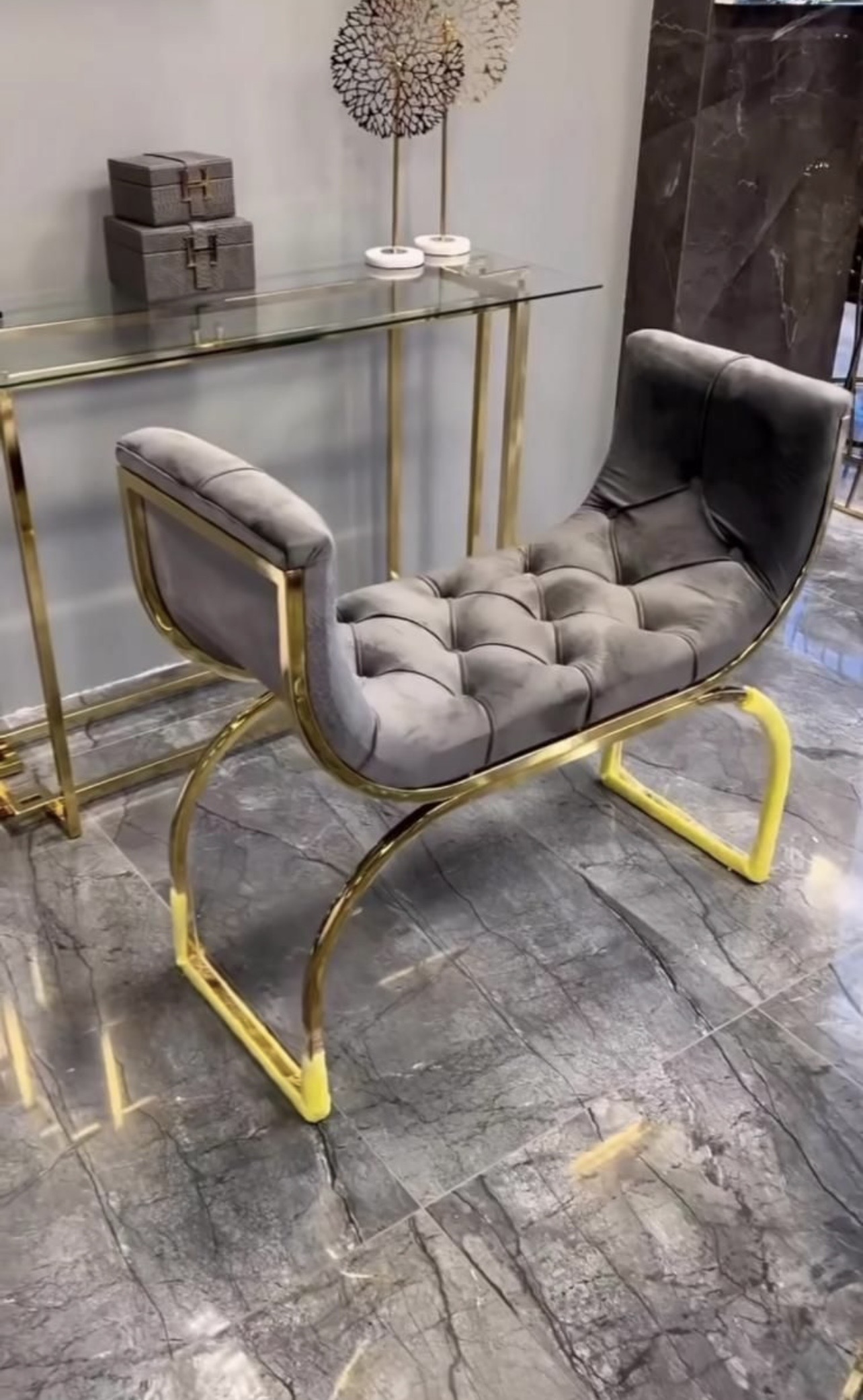 پاف نیمکت فلزی مدل یو