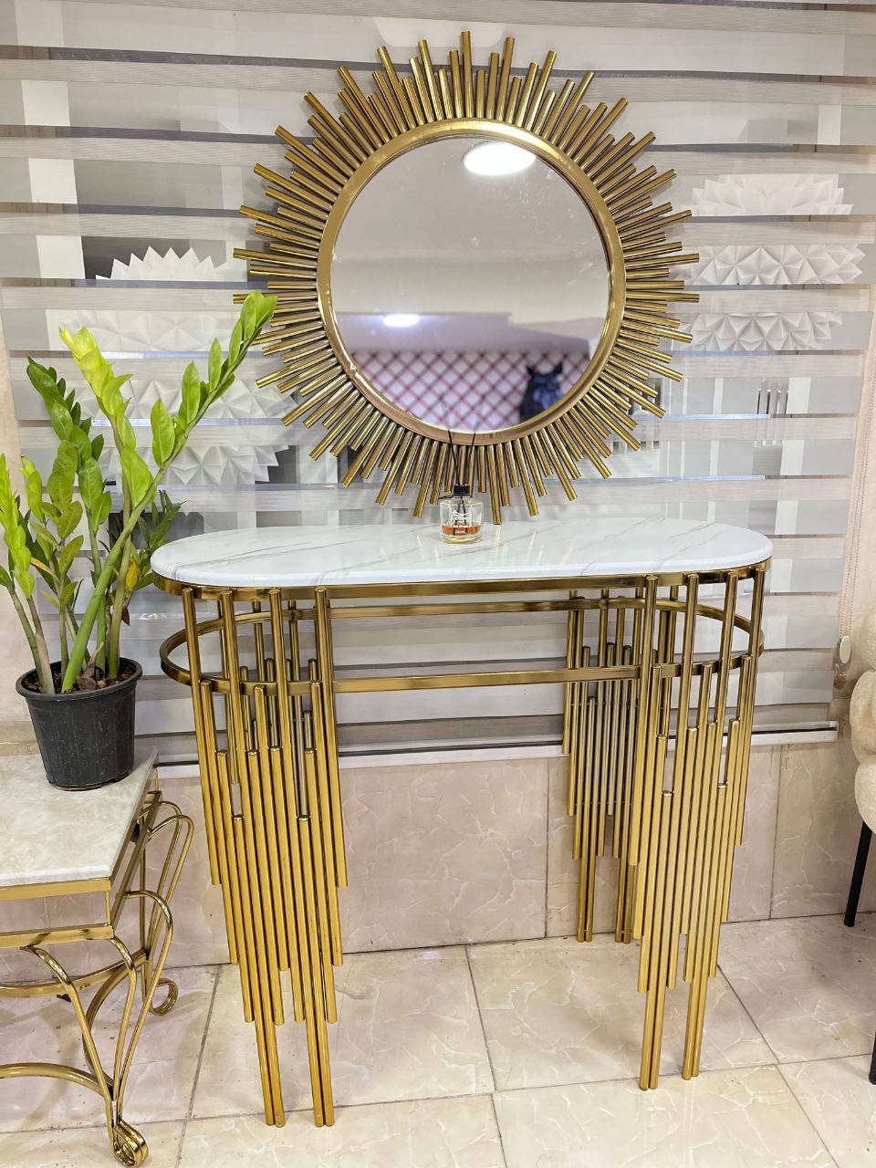 آینه کنسول فلزی خورشیدی