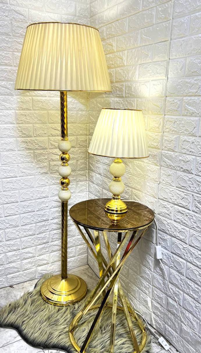 ست آباژور ایستاده و‌ رومیزی مدل سه گوی