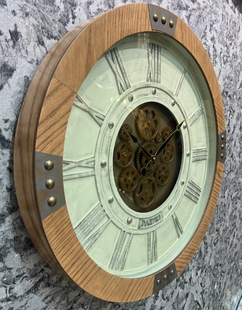 ساعت دیواری چوبی داروین