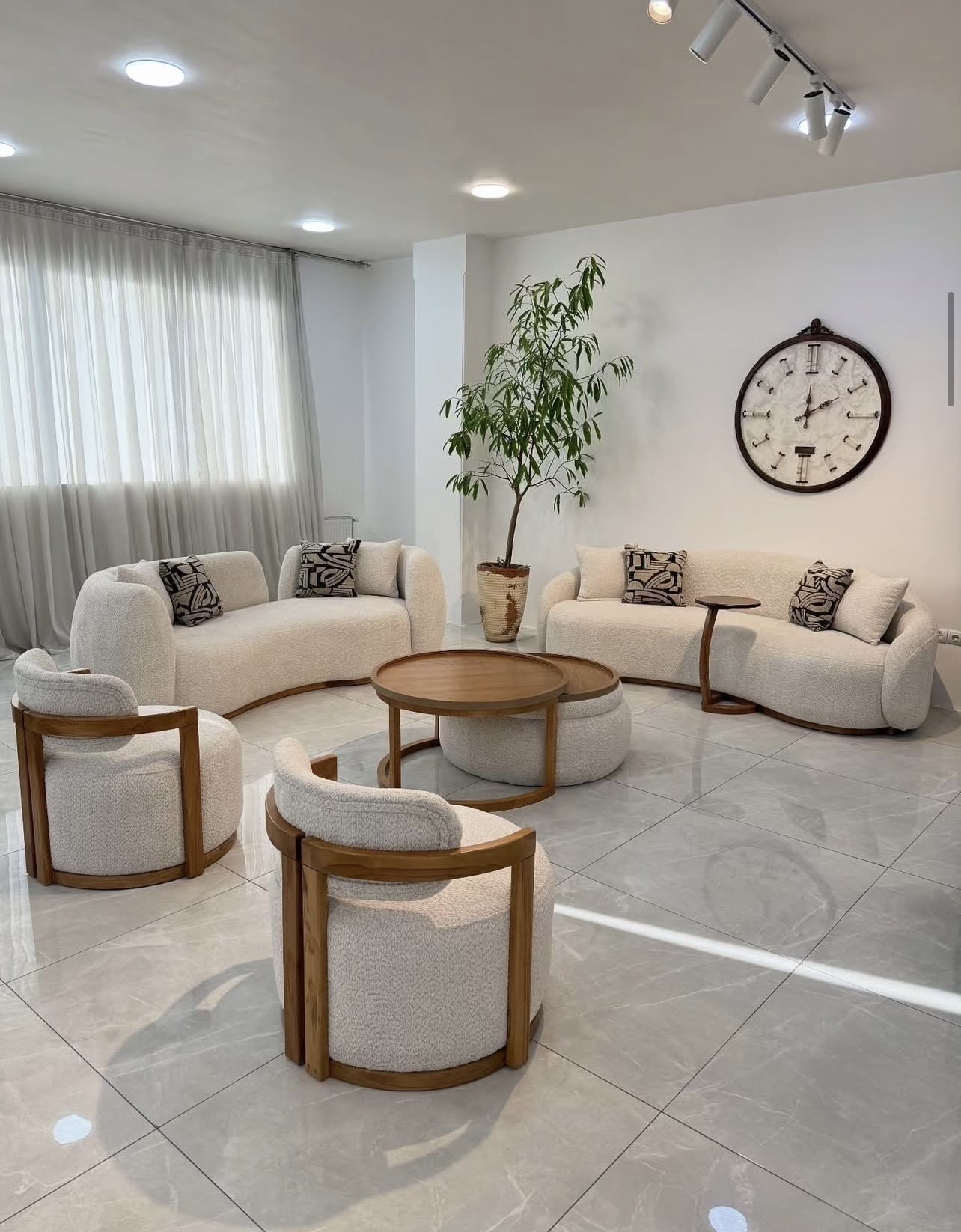 مبل مینیمال ترند شرکتی