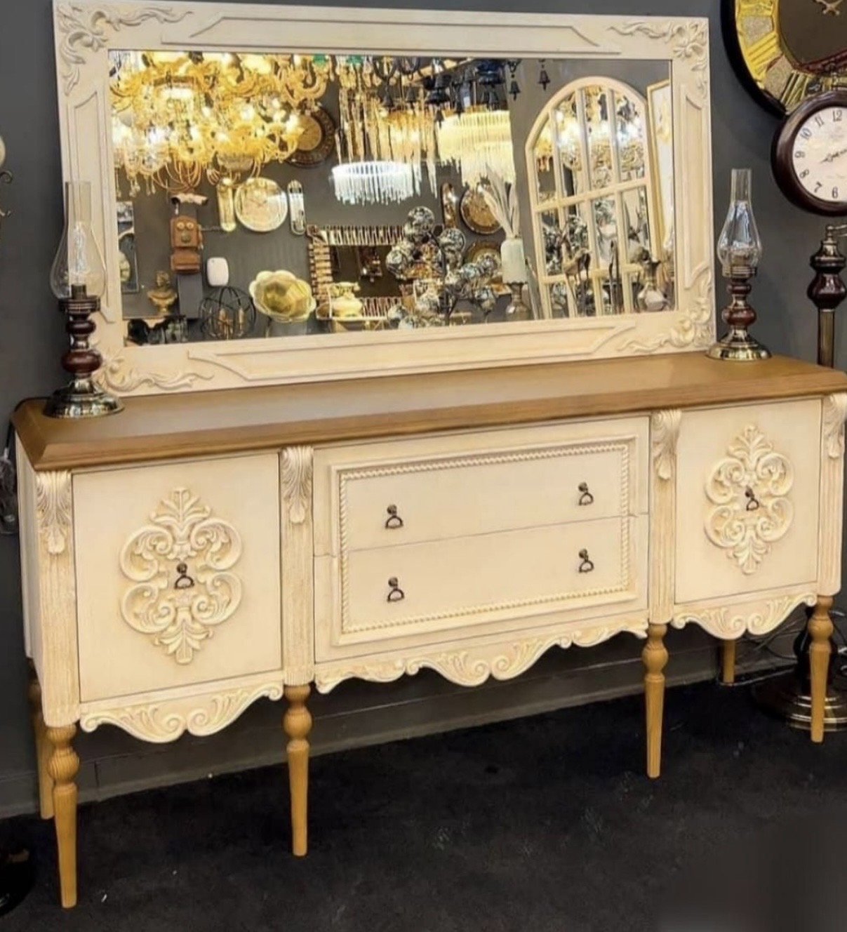 آینه کنسول و‌میز تی وی کد۱۱۴