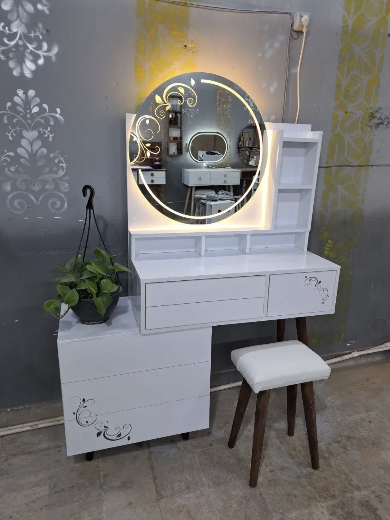 میز آرایش شاهدخت