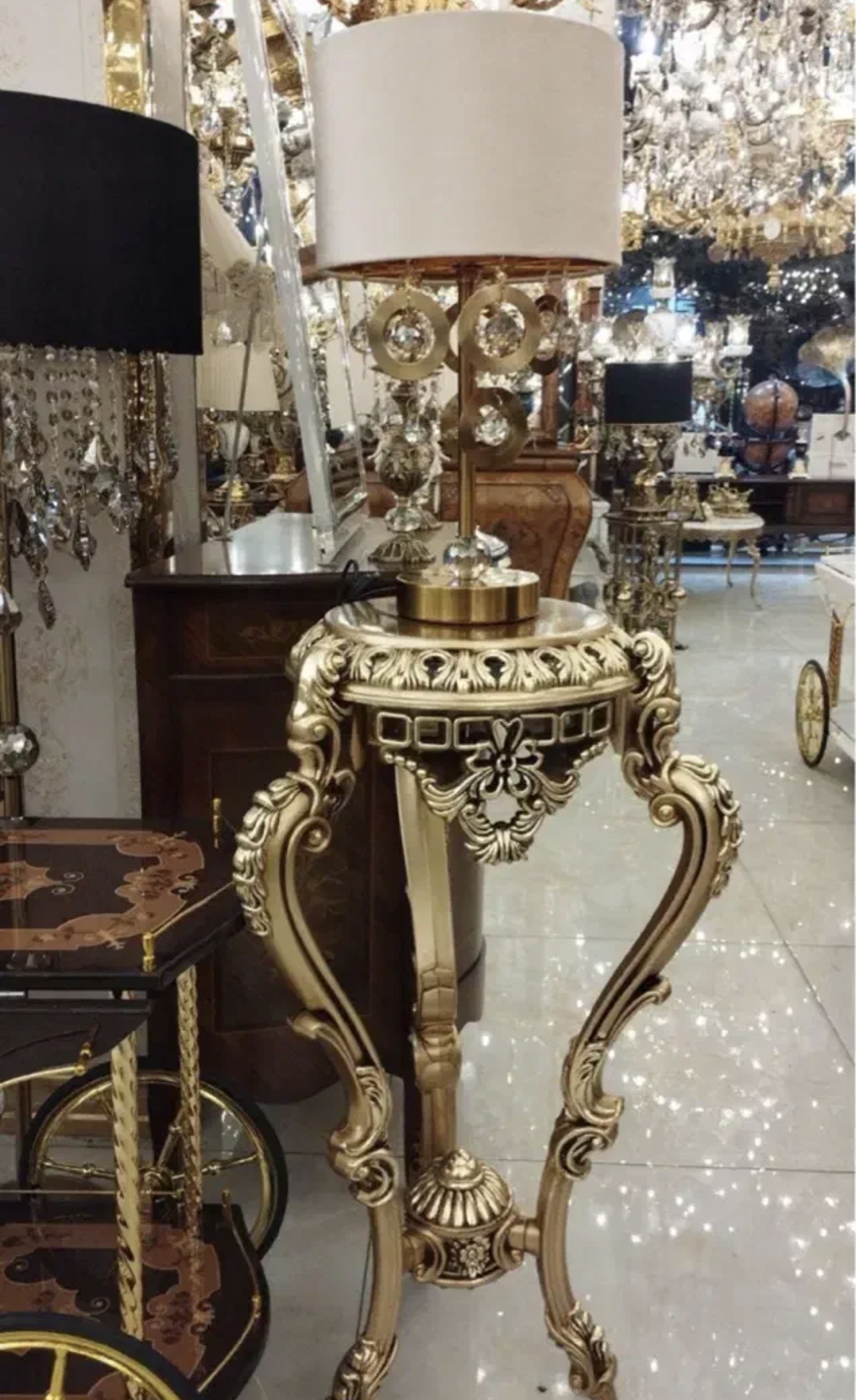 میز کنار سالنی میز تلفن