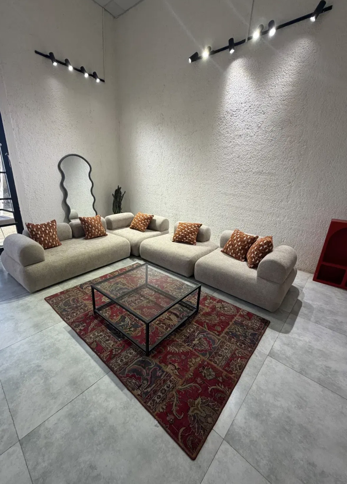 مبل مینیمال راحتی