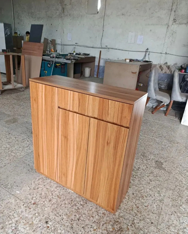 جاکفشی مدرن مدل کنسولی